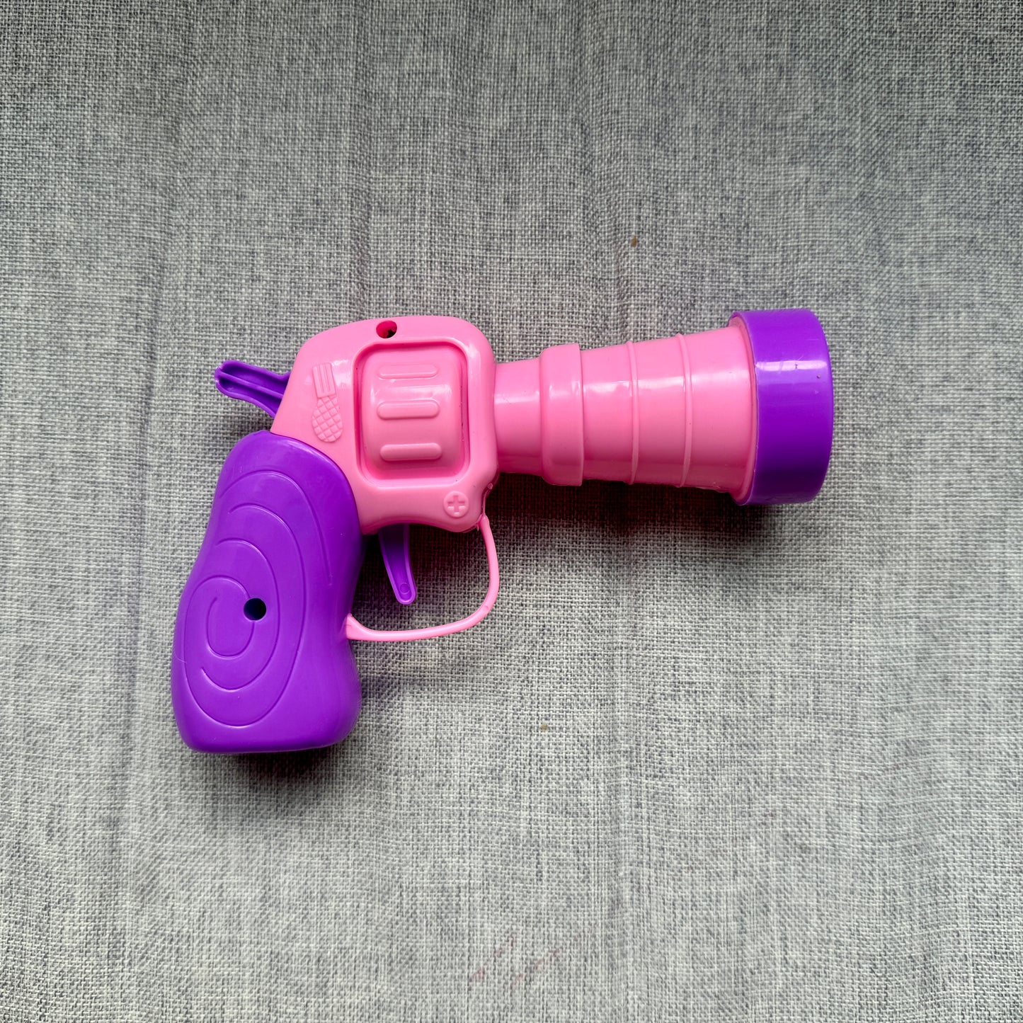 Cat toy gun