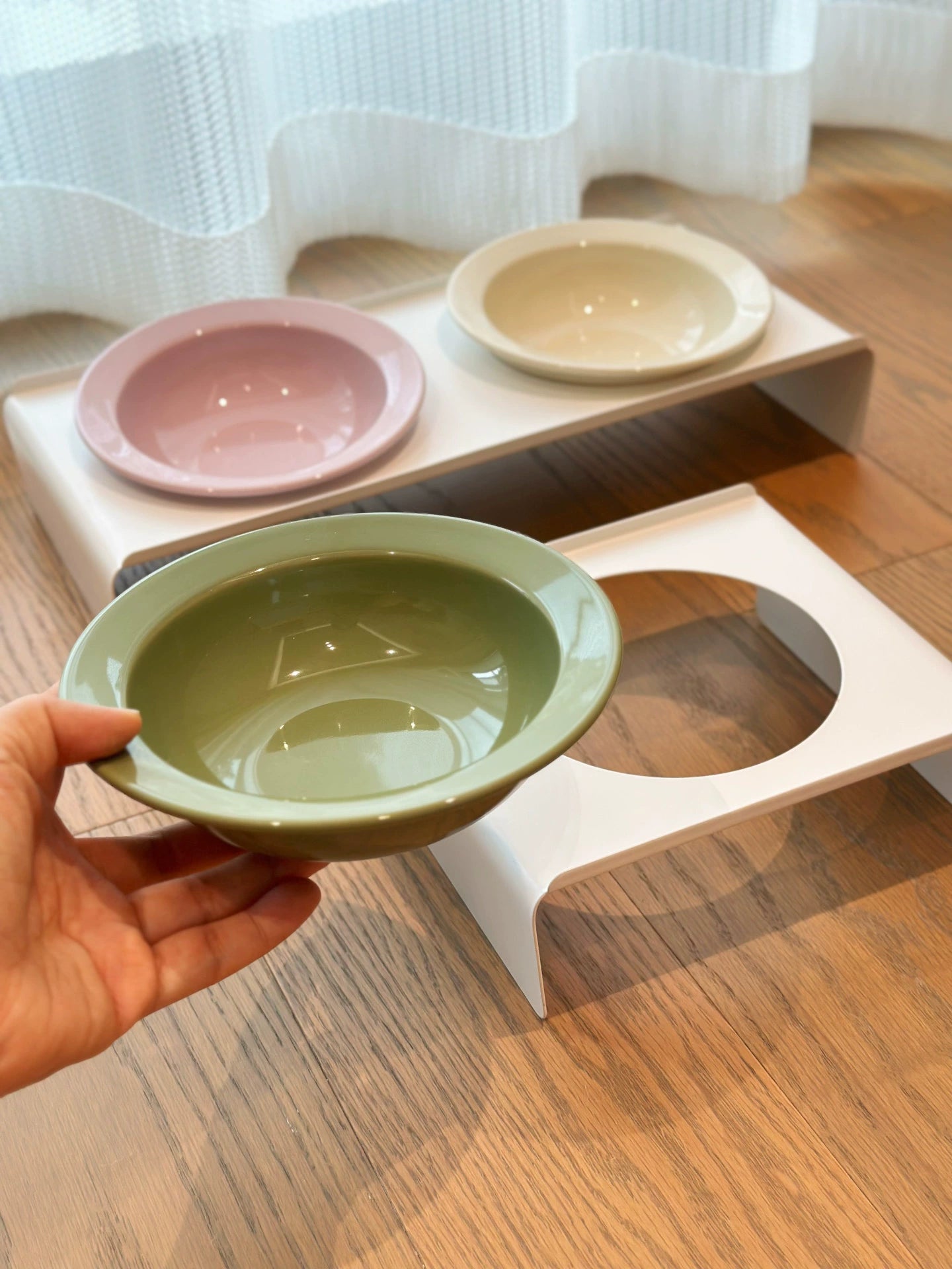 Ceramic pet bowl